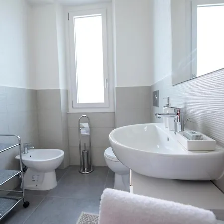 220 - Casa Giulia, 3 Da Letto, 10 Minuti Dal Mare A Piedi Sestri Levante