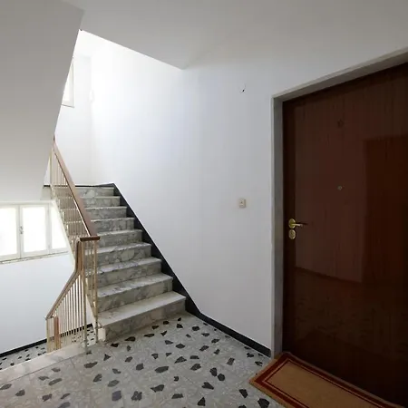 220 - Casa Giulia, 3 Da Letto, 10 Minuti Dal Mare A Piedi Sestri Levante